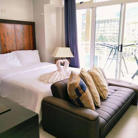 Pico De Loro Beach And Country Club Cutad Exterior foto